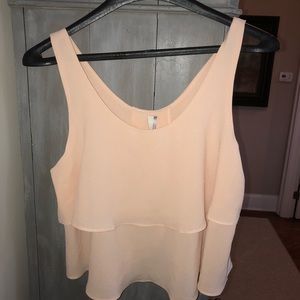 Light pink cropped tank